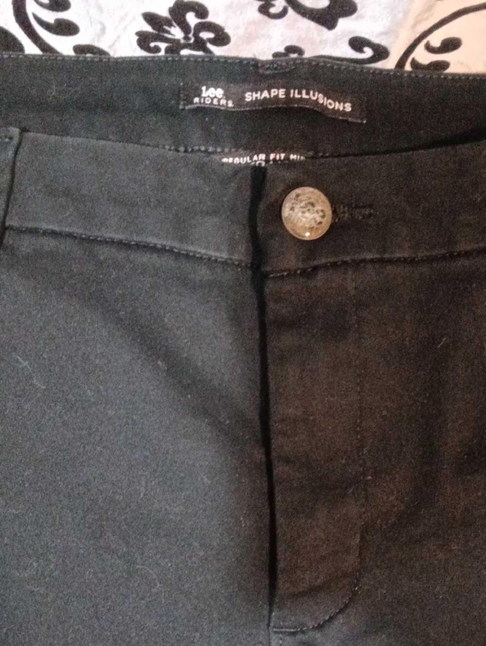 Lee Riders Shape Illusions Black Straight Pants